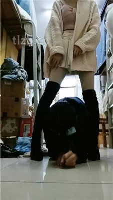 图片[11]_【爱可呀】母畜-转胯狗链遛狗/人体擦鞋器_HD绳艺资源