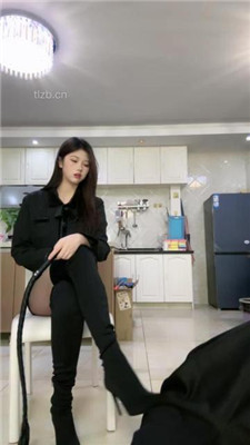 【佳奈】黑丝长靴挑战锁奴_HD绳艺资源