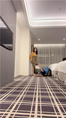 图片[6]_【盖洛】御姐范高跟裸足踩踏虐待_HD绳艺资源