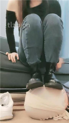 图片[2]_【妮蔻】短靴踩虐磕头/耳光【完整版】_HD绳艺资源