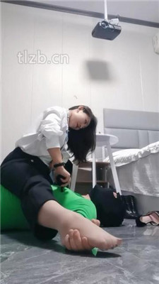 图片[3]_【冷御绳艺导师】板子抽打/鞋抽耳光/脚插嘴_HD绳艺资源