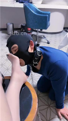 图片[3]_【陈莹斯】御姐范-头顶鞋子/揪耳朵/嘴叼白袜_HD绳艺资源