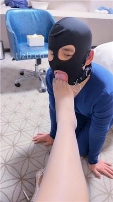 【陈莹斯】御姐范-头顶鞋子/揪耳朵/嘴叼白袜_HD绳艺资源