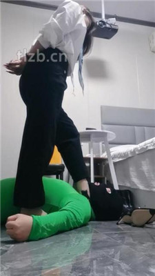 图片[6]_【冷御绳艺导师】板子抽打/鞋抽耳光/脚插嘴_HD绳艺资源