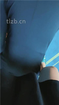 【东营天香百合】跪舔口水脏鞋底/揪耳朵/高跟踩乳_HD绳艺资源