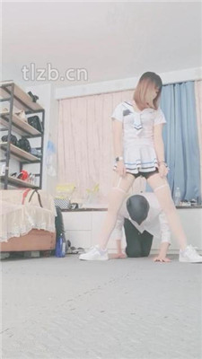 【果儿】手铐绳艺技巧/小白鞋肉丝踩/转胯骑马/闻鞋窝_HD绳艺资源