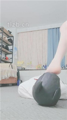 图片[9]_【果儿】手铐绳艺技巧/小白鞋肉丝踩/转胯骑马/闻鞋窝_HD绳艺资源