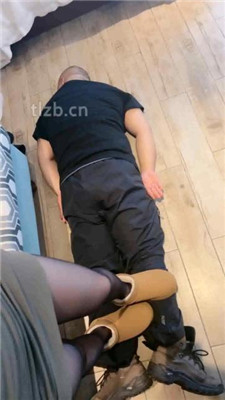 图片[3]_【领主老大】雪地靴-高跟全体重跳踩_HD绳艺资源