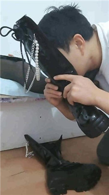 图片[4]_【刘二狗】户外开发素人S-长靴虐待_HD绳艺资源