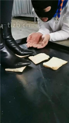 图片[5]_【大美】鞋喂食/吃狗粮/锁住狗畜生_HD绳艺资源