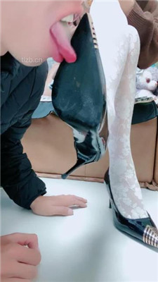 图片[5]_【美离子】高跟白丝诱惑踩狗头_HD绳艺资源