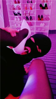 图片[2]_【bibi团】丝袜高跟恋足狂舔踩虐_HD绳艺资源