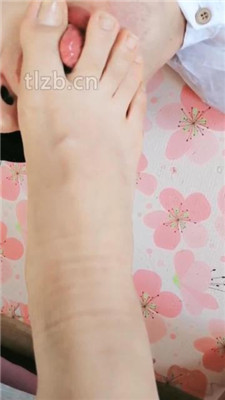 图片[3]_【蓝蜻蜓】品尝裸足的贱奴才_HD绳艺资源