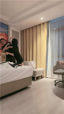 【颜值S】长靴S狗链拴狗-转胯/口水/训练_HD绳艺资源