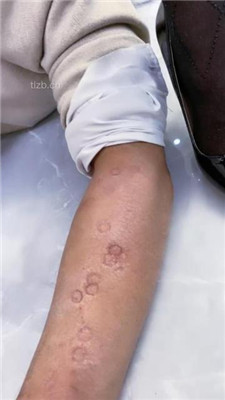 图片[3]_【麋鹿银儿】小白鞋-高跟全体重狠踩/滴蜡/艺术圣水_HD绳艺资源