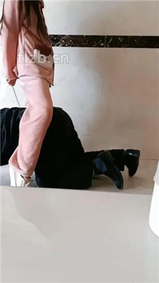 图片[4]_【小妍】坐脸窒息/跪舔脏鞋裸足/喝洗脚水_HD绳艺资源