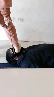 图片[8]_【小妍】坐脸窒息/跪舔脏鞋裸足/喝洗脚水_HD绳艺资源