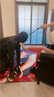 图片[3]_【芷镜小主】重度提档训练/闻舔裸足运动鞋_HD绳艺资源