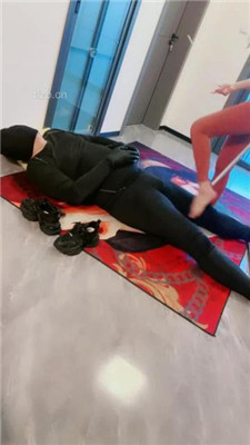 图片[13]_【芷镜小主】重度提档训练/闻舔裸足运动鞋_HD绳艺资源