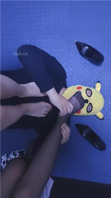 图片[12]_【清橙】双S-原味脚认真吮吸【上】_HD绳艺资源