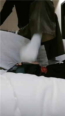 图片[6]_【玥野兔】狂舔短靴原味棉袜裸足_HD绳艺资源