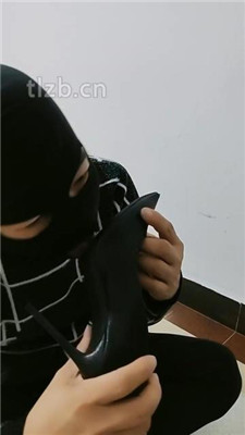 图片[4]_【广东迪迪】跪舔高跟原味裸足【双视角版】_HD绳艺资源