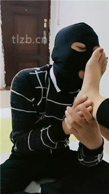 图片[5]_【广东迪迪】跪舔高跟原味裸足【双视角版】_HD绳艺资源