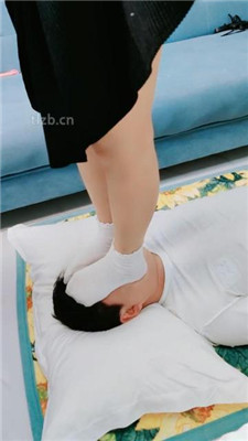 图片[9]_【萌宝儿】贝壳头白棉袜-拖鞋-裸足全体重踩脸_HD绳艺资源