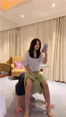 图片[5]_【Alina七】坐狗头/品尝原味裸足/物化人肉坐垫/骑脖打手心_HD绳艺资源