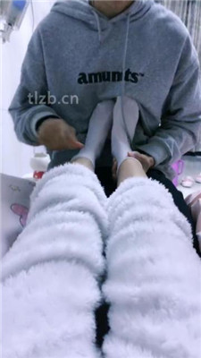 【祖宗娜sss】白袜玩羞涩贱狗_HD绳艺资源