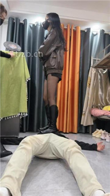 图片[20]_【尤物大大】女生宿舍调-胯下辱/擦鞋器/喝漱口水【双视角版】_HD绳艺资源