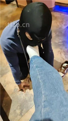 图片[5]_【舒苒】舔休闲板鞋原味黑丝_HD绳艺资源