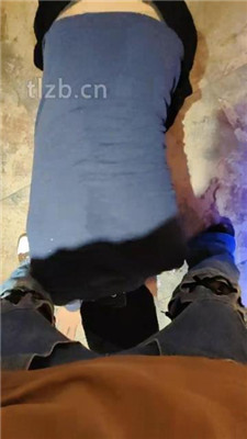 图片[10]_【舒苒】舔休闲板鞋原味黑丝_HD绳艺资源