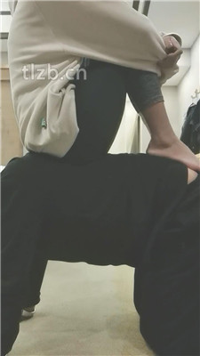 图片[12]_【小妈咪】骑马狗爬/舔白袜裸足_HD绳艺资源