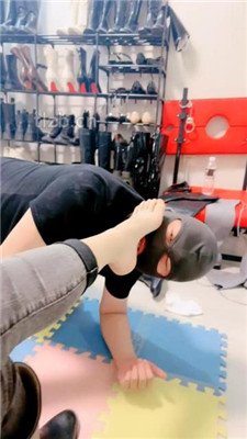 图片[15]_【兔兔大人】胶带绳艺技巧-长靴全体重踩踏_HD绳艺资源