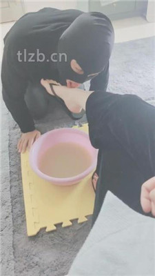 图片[2]_【云儿公主】圈养狗伺候主人沐足_HD绳艺资源