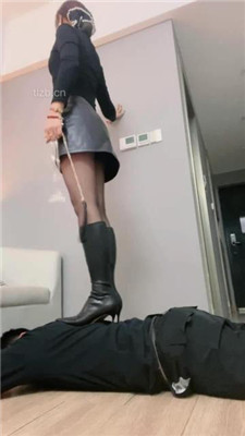 图片[12]_【米开朗】高跟皮靴重度开发-踩踏踢裆/坐脸窒息虐乳_HD绳艺资源