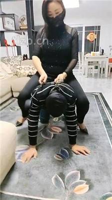 图片[16]_【广东迪迪】狗链遛家奴/舔脏高跟裸足/骑马_HD绳艺资源