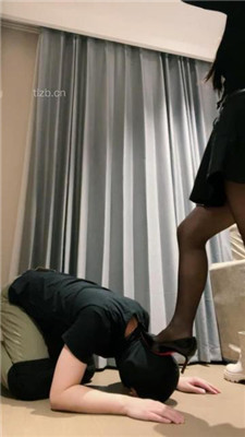 图片[13]_【芊芊Lucky】御姐S首调-高跟踩踏踢裆/黑丝脚插嘴sp_HD绳艺资源