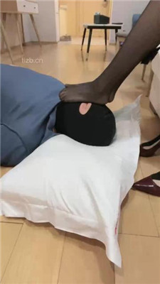 图片[8]_【桃子老师】黑丝脚插嘴踩踏-掐乳-臭脚捂脸【续集】_HD绳艺资源