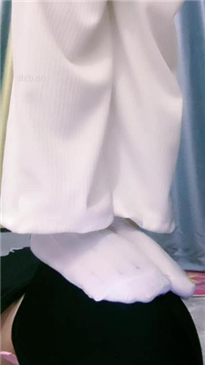 图片[12]_【小软】白袜全体重踩踏_HD绳艺资源