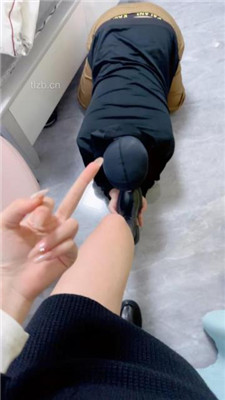 图片[7]_【大一诗诗】皮靴控必买!强迫闻舔-气味辱_HD绳艺资源