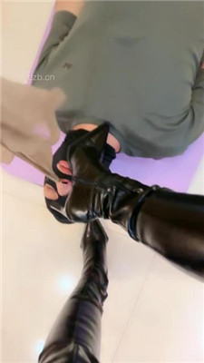 图片[4]_【傲雪】过膝靴全体重踩踏-啤酒圣水灌鼻子_HD绳艺资源