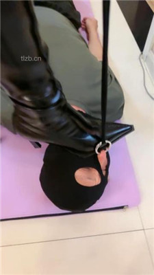 图片[5]_【傲雪】过膝靴全体重踩踏-啤酒圣水灌鼻子_HD绳艺资源