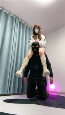 图片[9]_【樱子大人】转胯骑马胯下辱/长靴碾压踩/白袜捂脸_HD绳艺资源