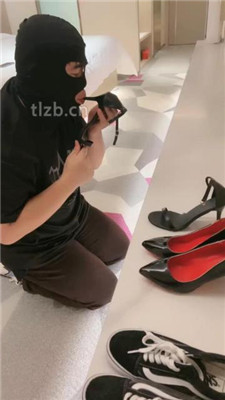 图片[2]_【香芋朱朱】叫朋友一起来玩我的刷鞋狗_HD绳艺资源