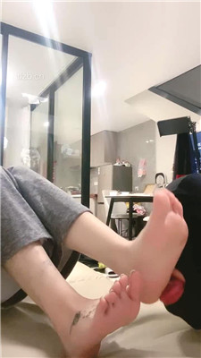 图片[4]_【小软】近距离裸足舔_HD绳艺资源