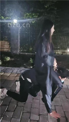 图片[13]_【昭玥】夜调-开车遛狗/骑马钻胯/绑树耳光_HD绳艺资源