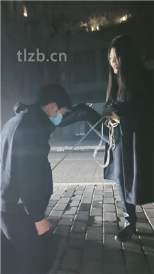 图片[16]_【昭玥】夜调-开车遛狗/骑马钻胯/绑树耳光_HD绳艺资源