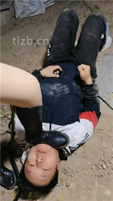 图片[13]_【诗琪】户外-挖掘机车内虐狗_HD绳艺资源